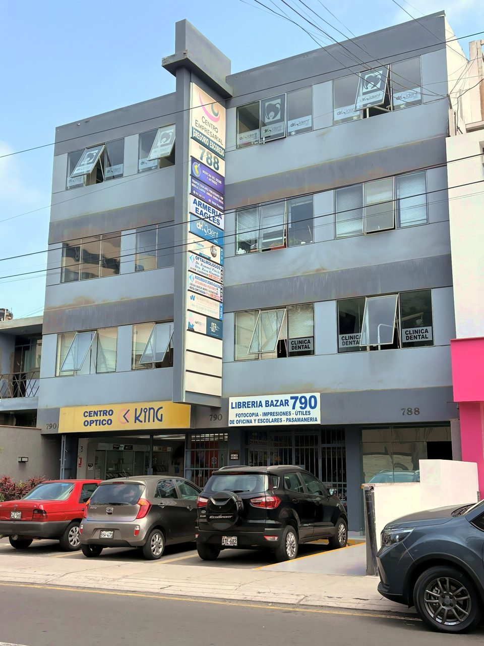Edificio de la sede Jesús María, Av. Gregorio Escobedo 788